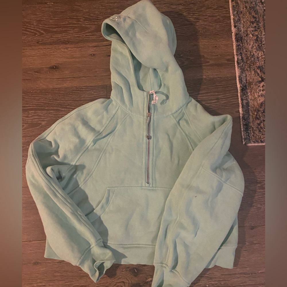 Lululemon half zip Scuba hoodie M/L mint green